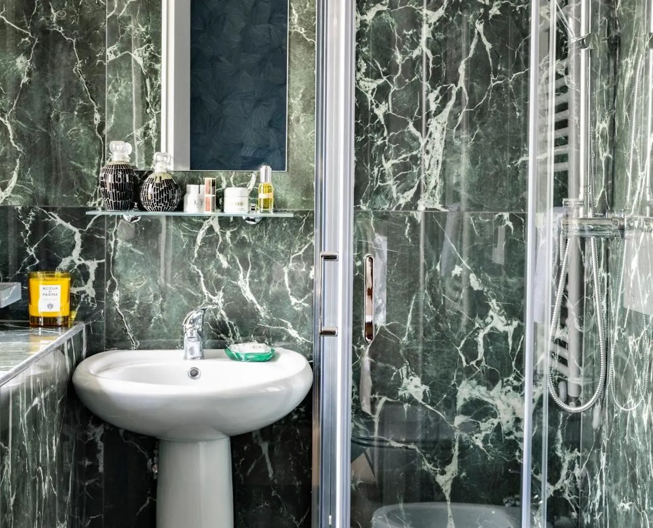 Guest house Elysium Suites Colosseo Rome Italy